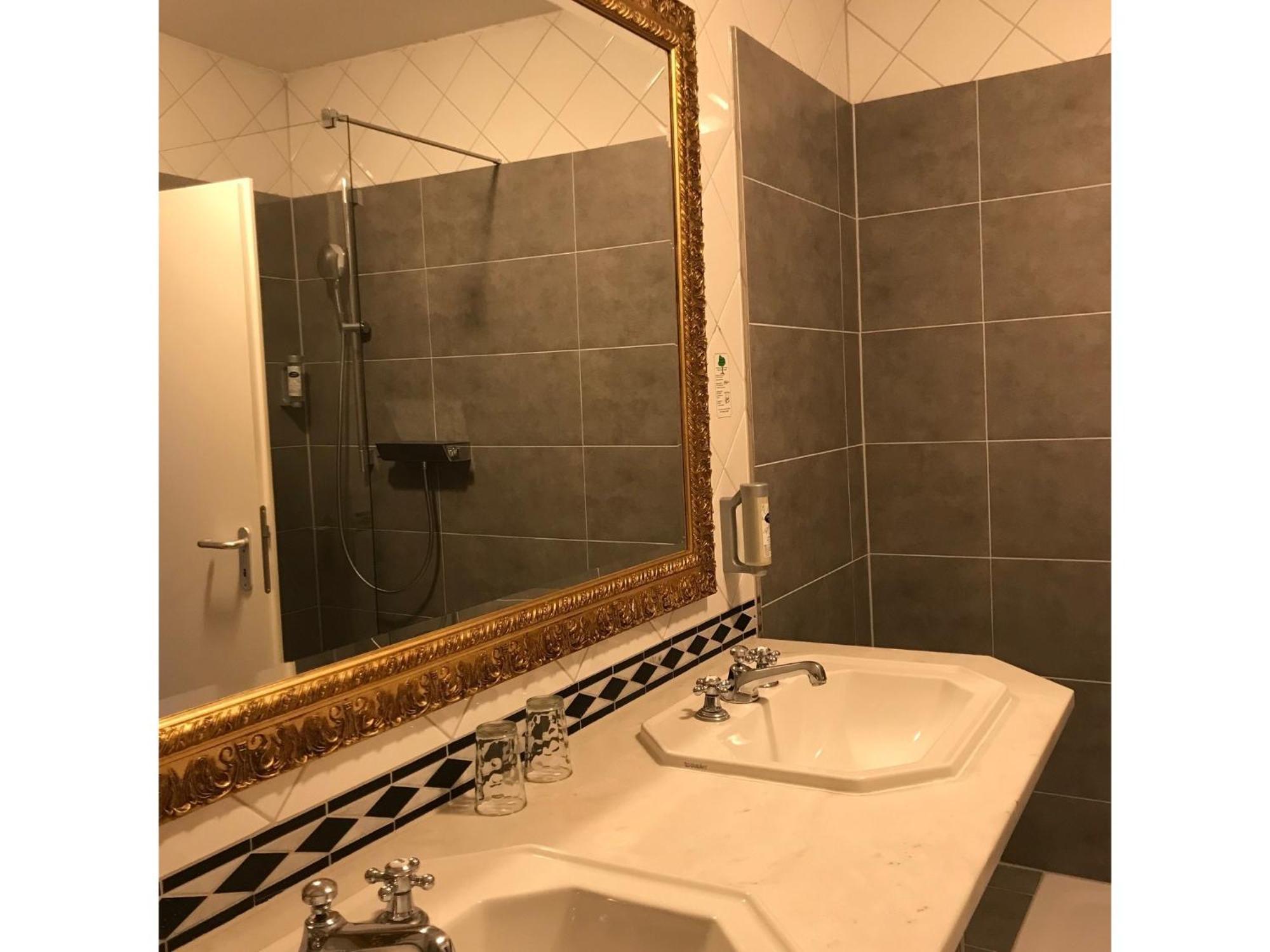 Hotel Prinzenpalais باد دوبيران المظهر الخارجي الصورة